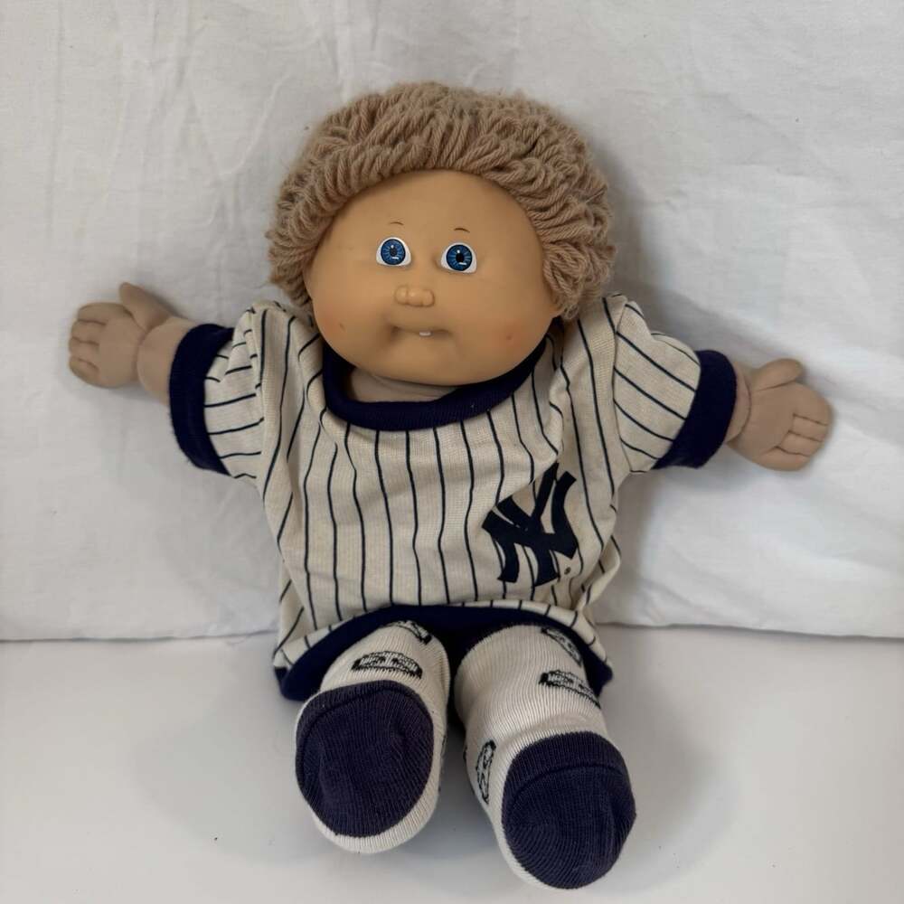 VTG 1983 Cabbage Patch Doll By Yankees Dress And Socks Blonde Hair Blue Eyes
